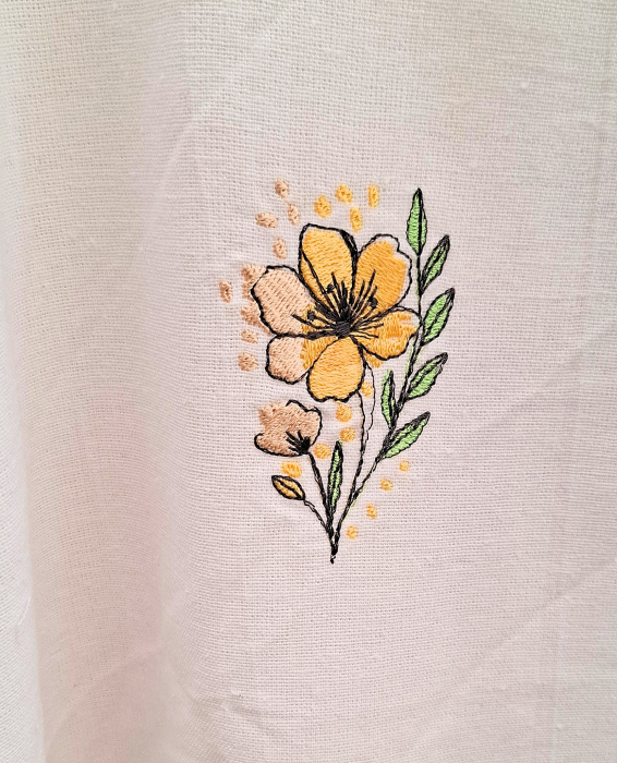 Bluză bumbac 100% cu broderie florala - lejeritate și simplitate [3]