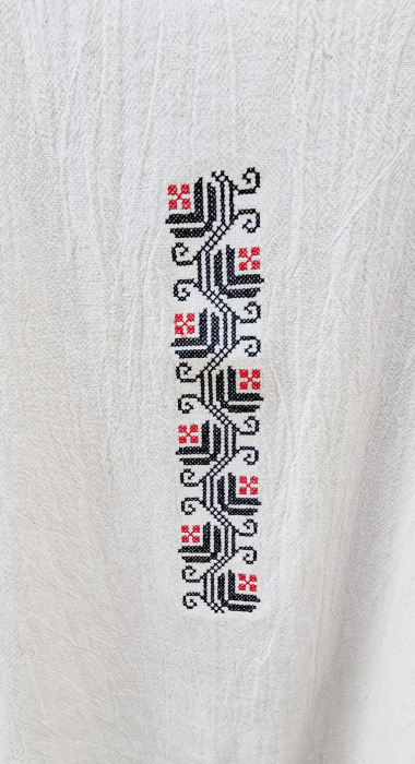 Bluză bumbac 100% cu broderie etno - lejeritate și simplitate [5]