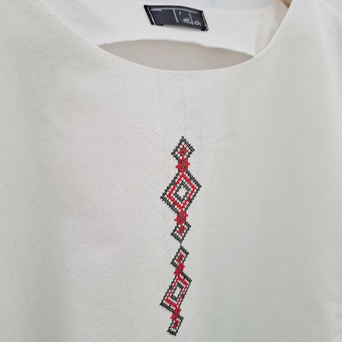 Bluză bumbac 100% cu broderie etno - lejeritate și simplitate [4]