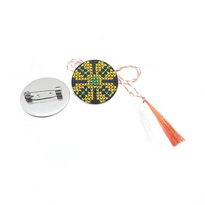 Martisoare speciale cu broderie modele traditionale [1]