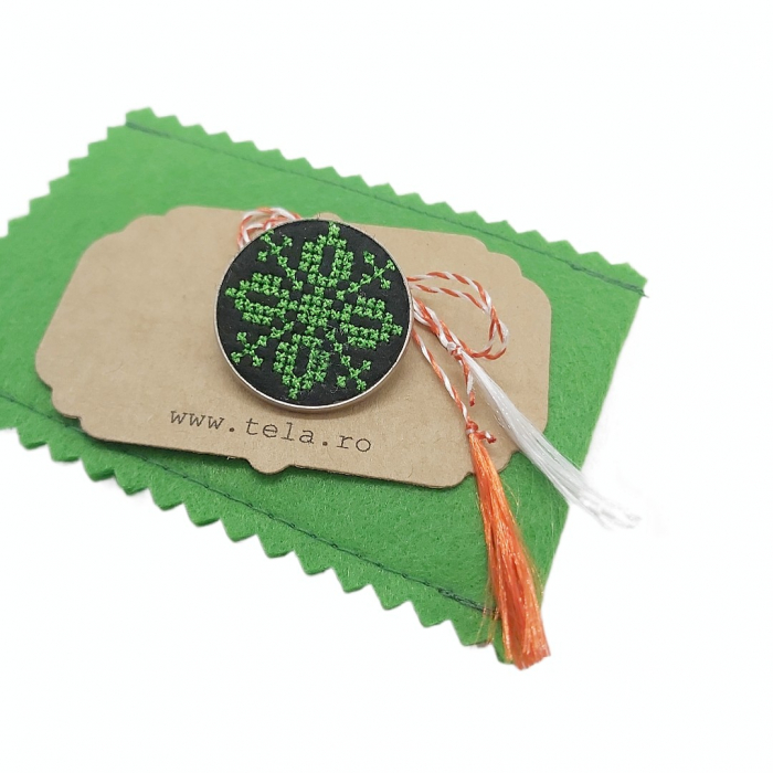 Martisoare speciale cu broderie modele traditionale [3]