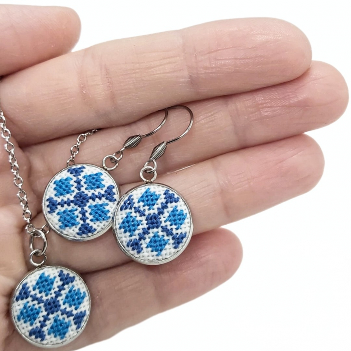 Set bijuterii broderie traditionala montate in inox [4]