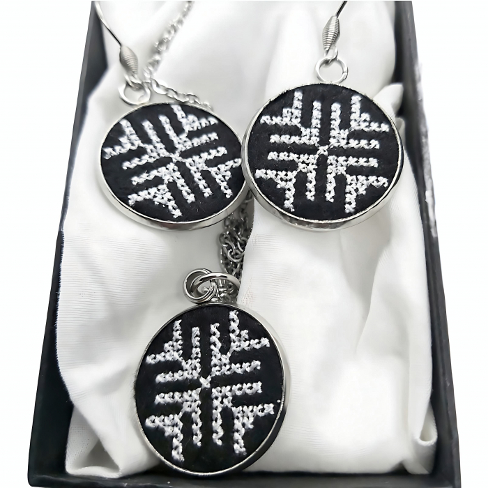 Set bijuterii broderie traditionala montate in inox [2]