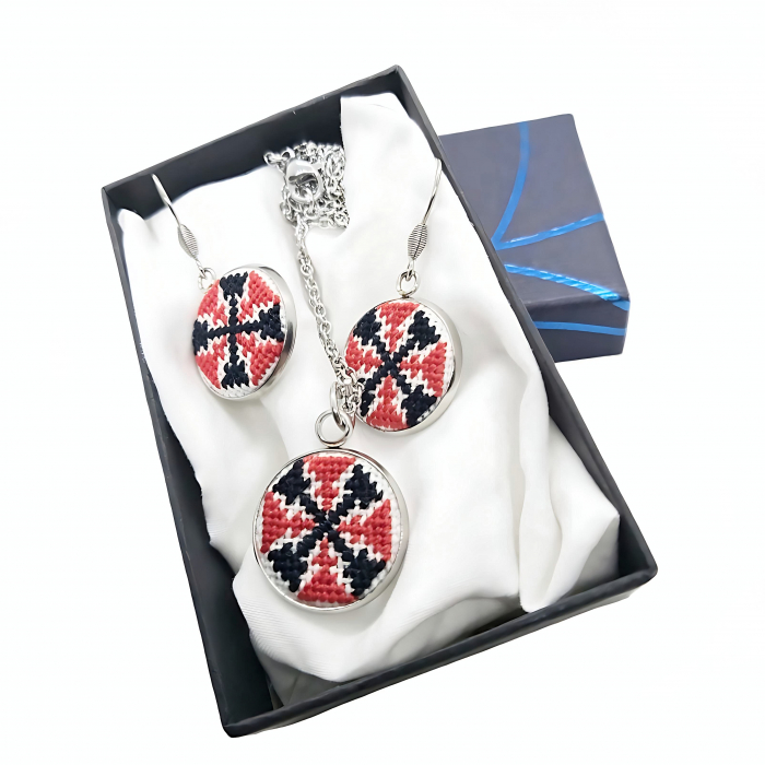 Set bijuterii broderie traditionala montate in inox [3]