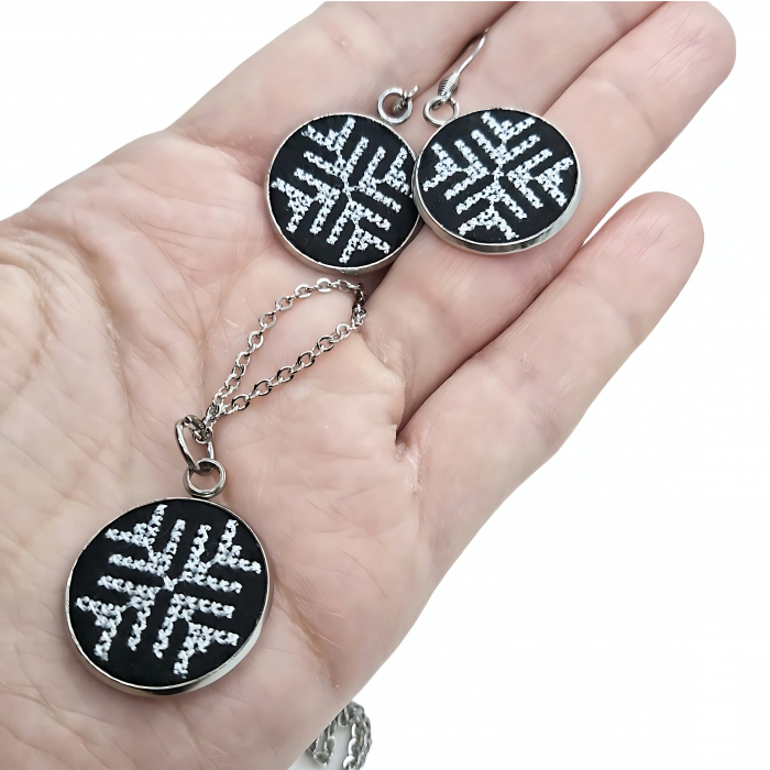 Set bijuterii broderie traditionala montate in inox [3]