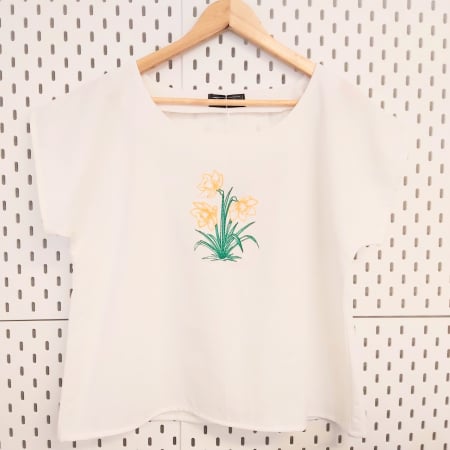 Bluze - Bluză din bumbac cu broderie florală – Crina, M