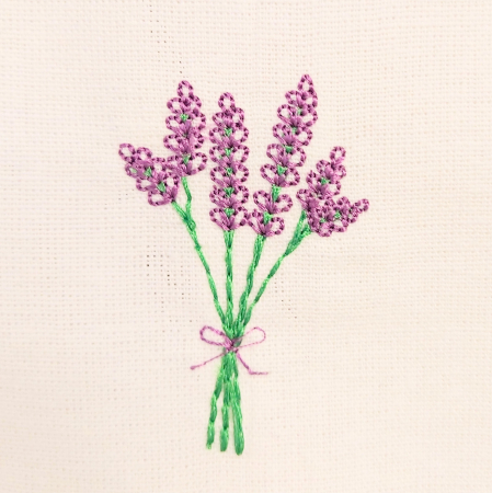 Bluză bumbac 100% cu broderie florala - lejeritate și simplitate [1]