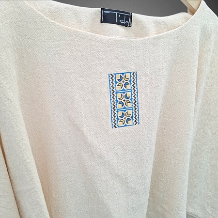 Bluză bumbac 100% cu broderie etno - lejeritate și simplitate [2]