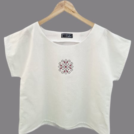 Bluză bumbac 100% cu broderie etno - lejeritate și simplitate [3]