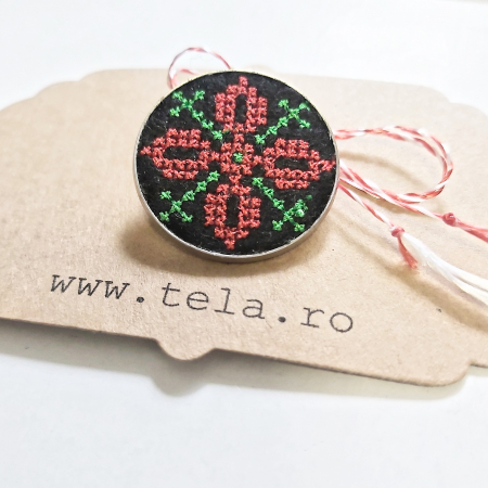 Martisoare speciale cu broderie modele traditionale [7]