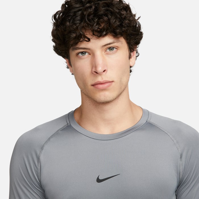 BLUZA NIKE M NP PRO DRI-FIT TIGHT Smoke Grey [3]