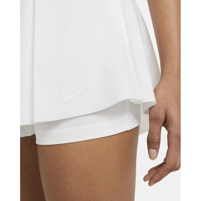 FUSTA NIKE W CLUB REGULAR 15IN REGAL WHITE [5]