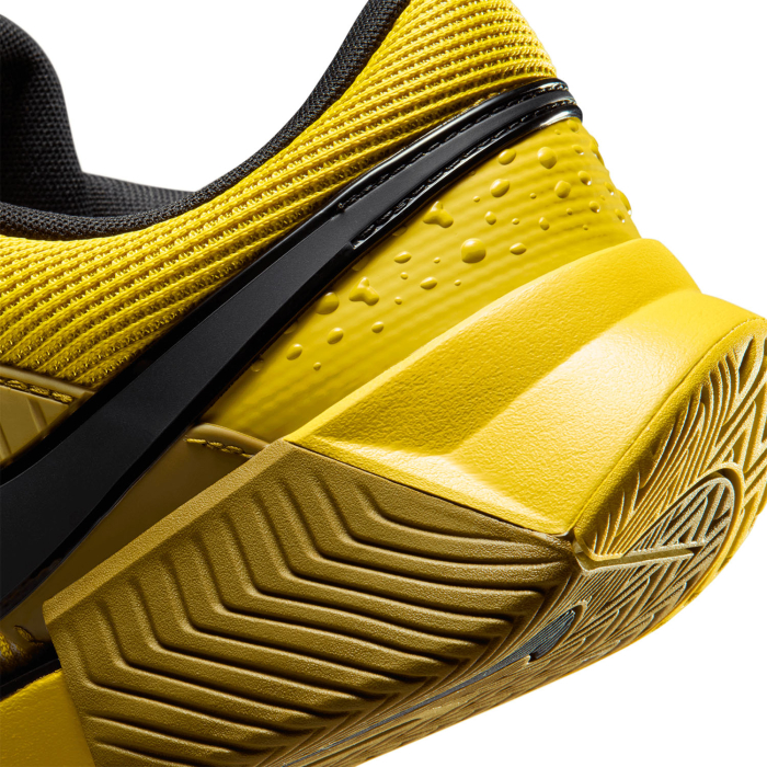 Pantofi Tenis Nike Barbati Zoom GP Challenge 1.5 HC Premium Saffron Quartz [6]