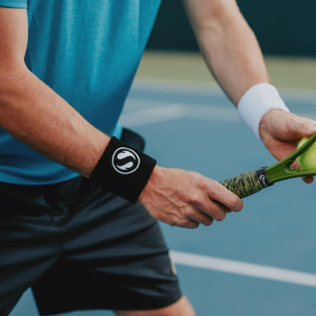 Manseta Neagra Silvester [1]