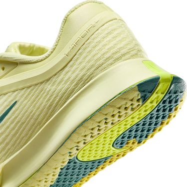 Pantofi Tenis Nike Femei Vapor Pro 3 HC Premium Luminous Green [5]