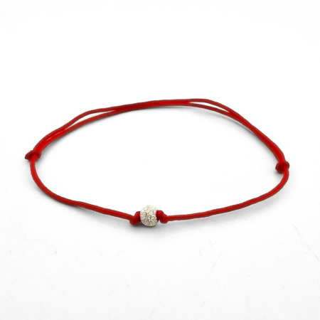 Brățară cu Șnur Roșu și Biluță Stardust din Argint 4 mm – Dar Delicat cu Semnificație