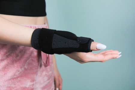 Orteza de police, AS249P [1]