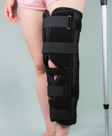 Produse - Orteza fixa de genunchi TRI-PANEL
