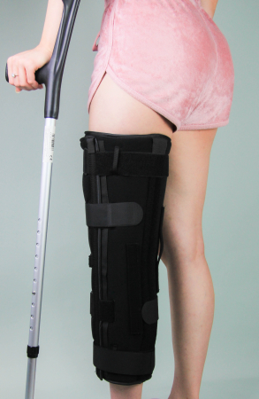 Orteza fixa de genunchi TRI-PANEL [2]