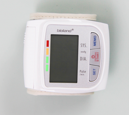 • Aparate pentru Monitorizare și Diagnostic - Tensiometru Electronic de Incheietura Mana, BIOLAND 3005