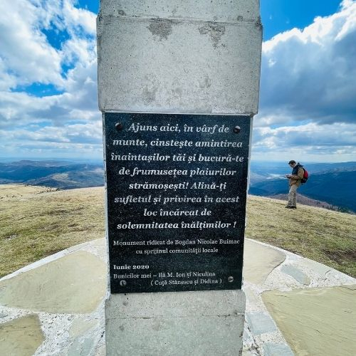 În drumeție prin Munții Tătaru - Vârful lui Crai [5]
