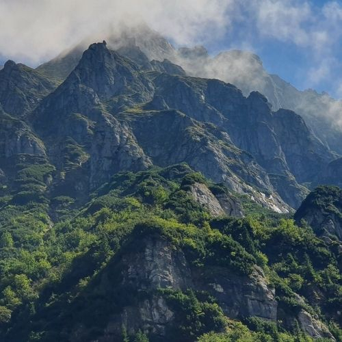 În drumeție la Cabana Mălăiești [3]