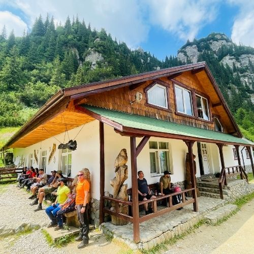 În drumeție la Cabana Mălăiești [4]