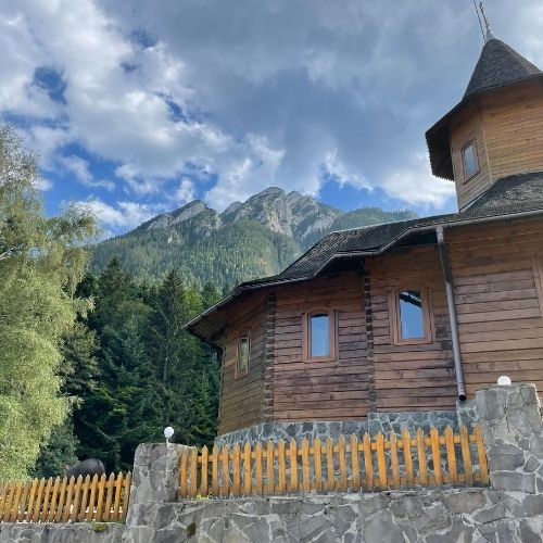 Refugiul Diana - Piatra Craiului [6]