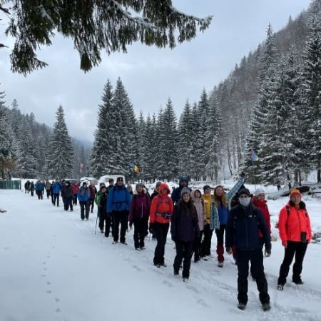 Cabana Cuca și Mâncarea la Ceaun - Munții Iezer Păpușa [8]
