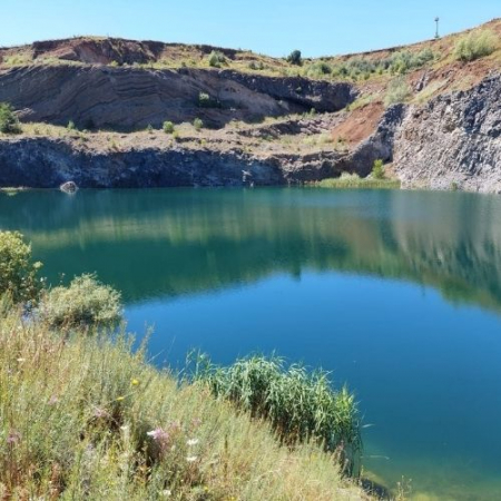 Drumeții - De 1 Decembrie  la Vulcanul Racoș și Lacul de Smarald 