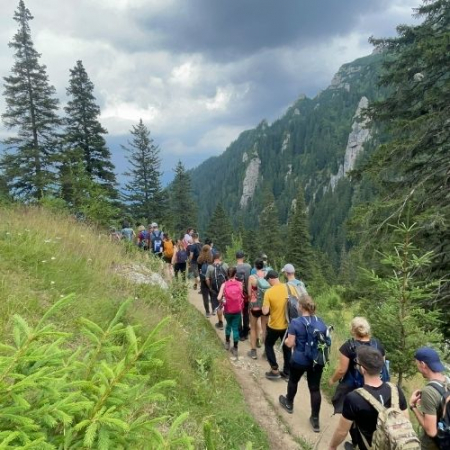 În drumeție la Cabana Mălăiești [5]