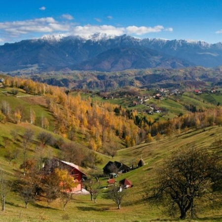 Drumeții - Măgurile Branului și Satele de Munte