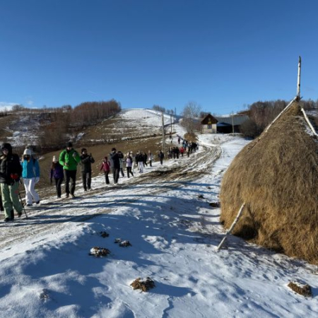 Drumeție în Poiana Mărului [2]