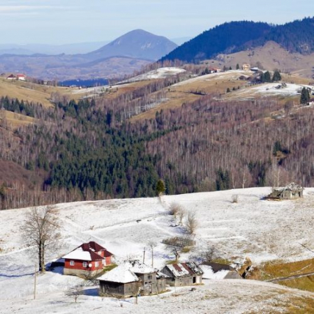 Ursa Mică, dealurile Șirnei și Ciocanului & Mâncarea la Ceaun [2]