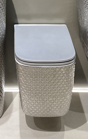 Baie - Vas WC suspendat cu capac, Rimless, finisaj argintiu – 53 × 36 × 36 cm - T3214CR6S