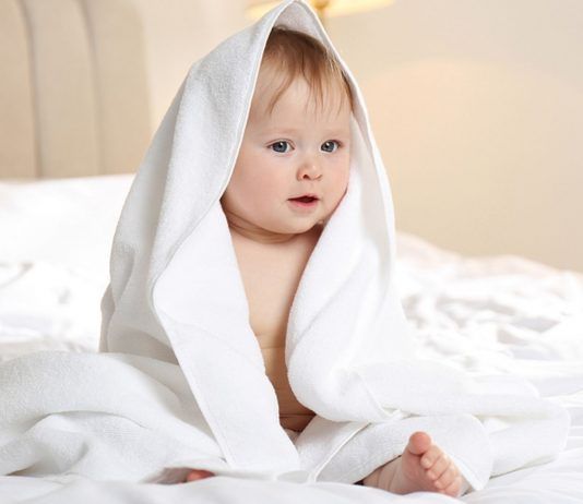 Secretul pielii catifelate: alege prosopul perfect pentru bebelusul tau