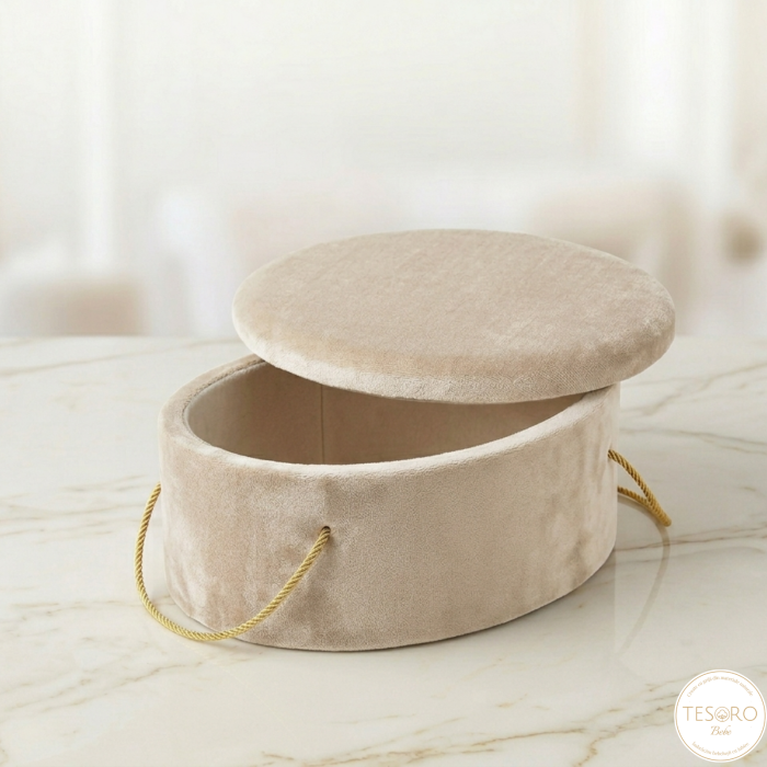 Cutie trusou botez premium velvet sand – Eleganță în tonuri calde [2]