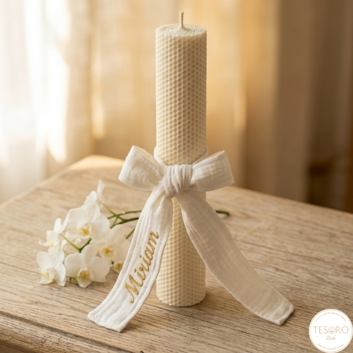 lumânare-botez-din-ceară-de-albine-ivory-35cm-cu-fundă-din-muselină [2]