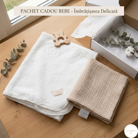Păturici - set-îmbrățișarea-delicată-bej
