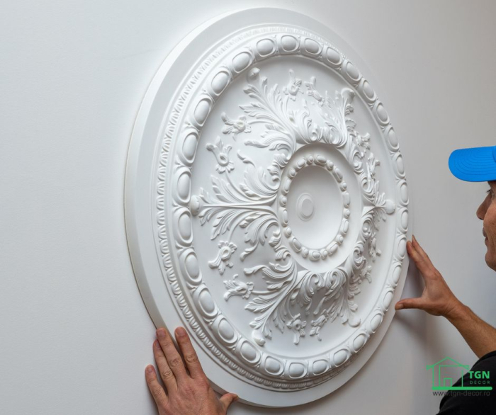 Rozeta din poliuretan, Grand Decor, R 124 , diametru =72cm [8]