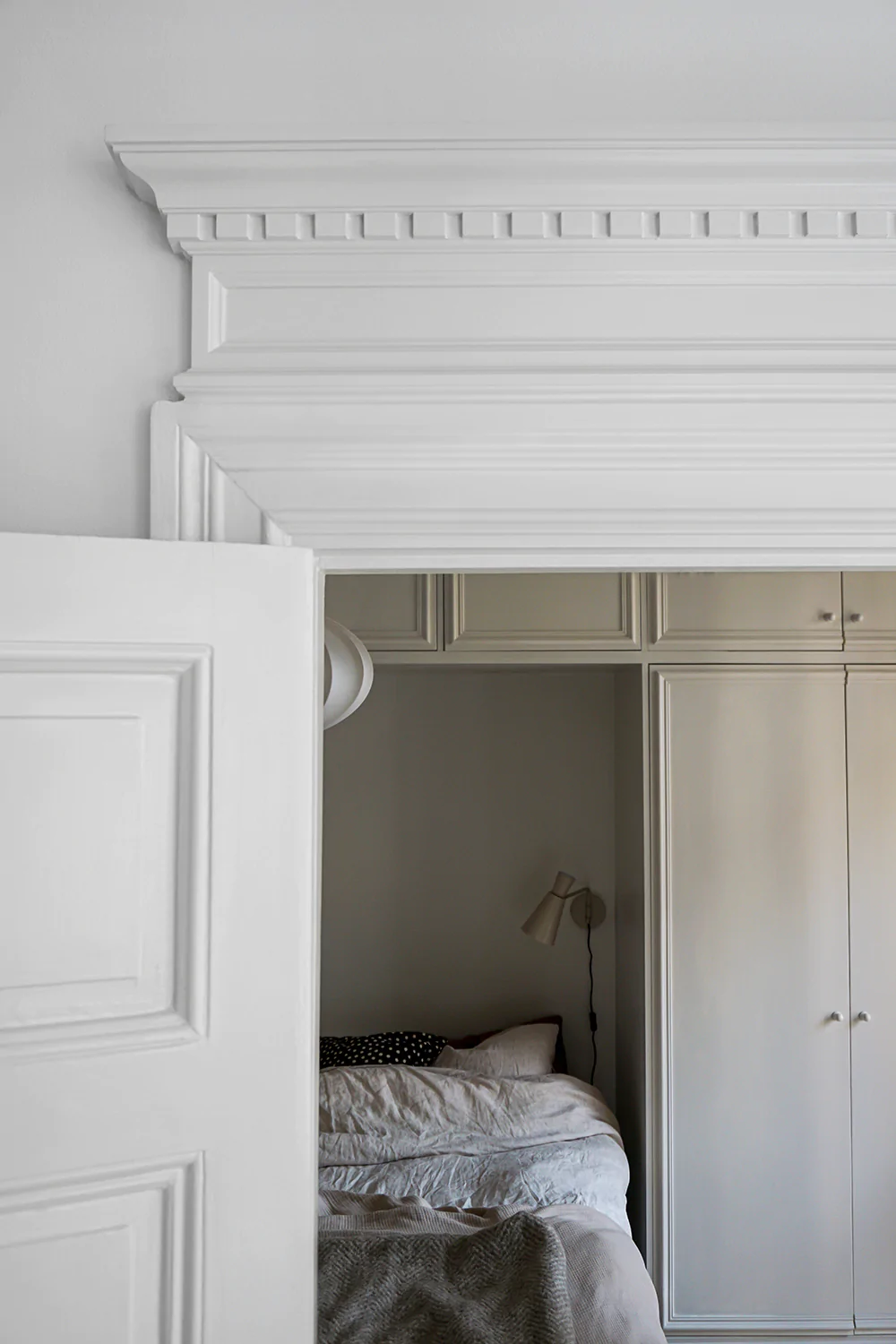 Ornament ancadrament usa, fronton,  Grand Decor, D 419 , 124cmx25cm [4]