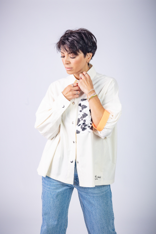 Camasi - Camasa Bya White