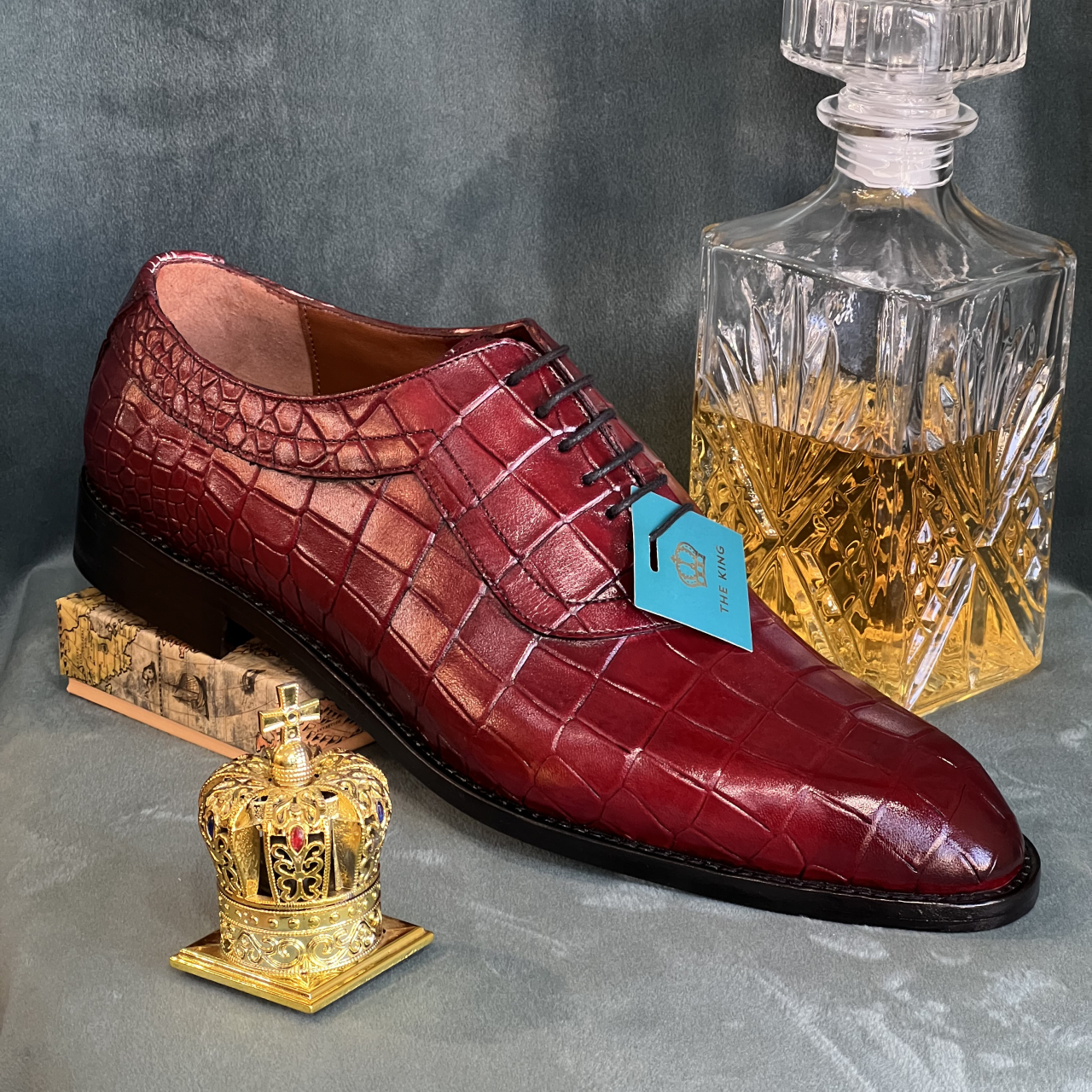 Pantofi din piele de crocodil fabricati manual de Marian Nedelcu [1]