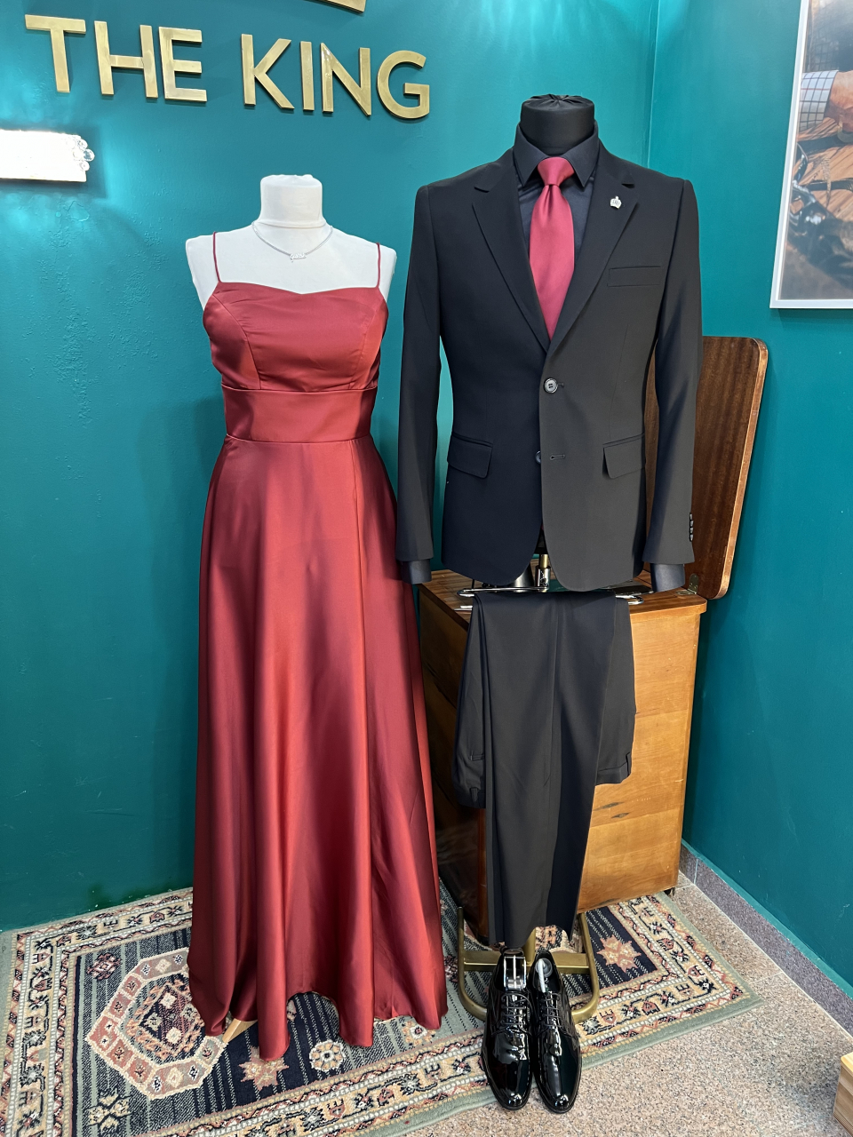 Rochii elegante acum disponibile în magazinul The King! [2]
