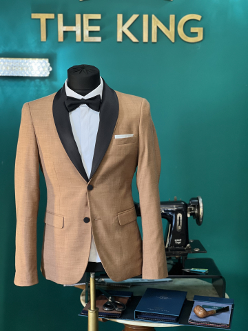 Sacouri - Eleganță fără limite. Creat pentru Rege.