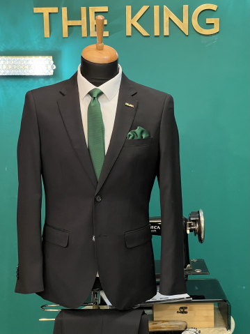 Eleganță Italiană, Croită pentru Tine