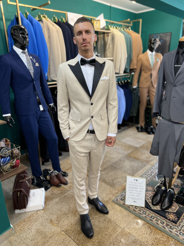 Costumul Perfect pentru Mire – Eleganță Absolută ✨ Pachet Mire - Costumul Perfect pentru Mire – Eleganță Absolută ✨