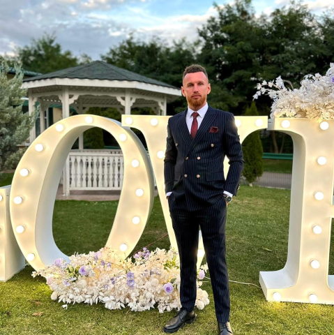 Tinută Completă de Invitat - Eleganță completă, totul inclus✨