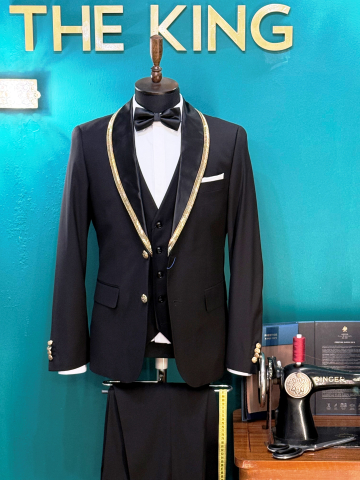 Sacouri - Eleganță fără limite. Creat pentru un Rege.