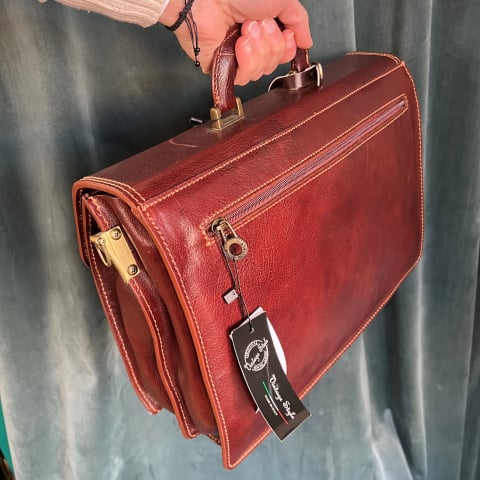 Geantă din piele Made in Italy [1]